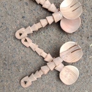 Store Wooden Carved Salad Server Set / Pair of Spoon and Fork