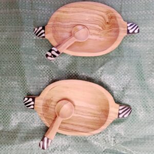 Oval Handled Wooden Bowl / 6 Inch Snack Bowl with Spoon