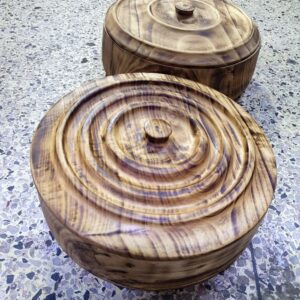 Store Wooden Chapati Dish / Round Hand Carved Bowl with Lid